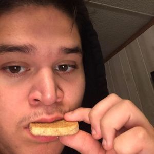 Meet your Posher, Derrick